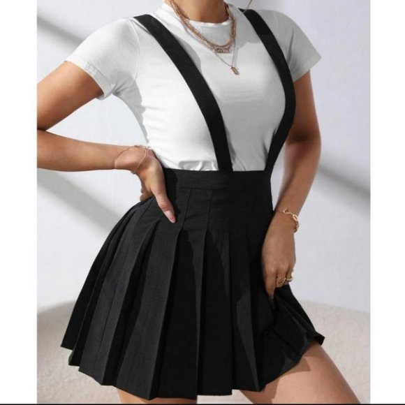 black pleated suspender skirt fall winter chic preppy trending - Picture 2 of 7
